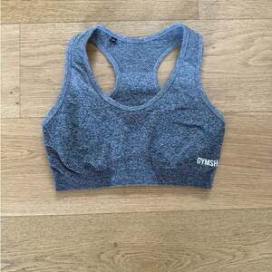 Gymshark - Racerback Sports Bra in Gray